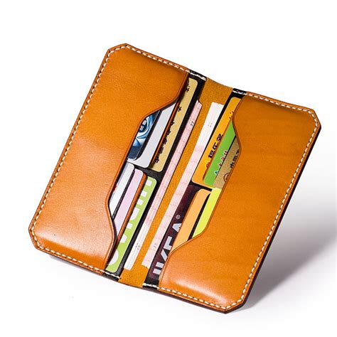 cool bifold wallets.